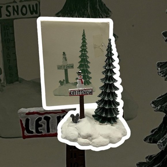 Dept 56 Snow Village Accessory Vintage Let It Snow Snowman Sign in Original Box - Picture 12 of 16
